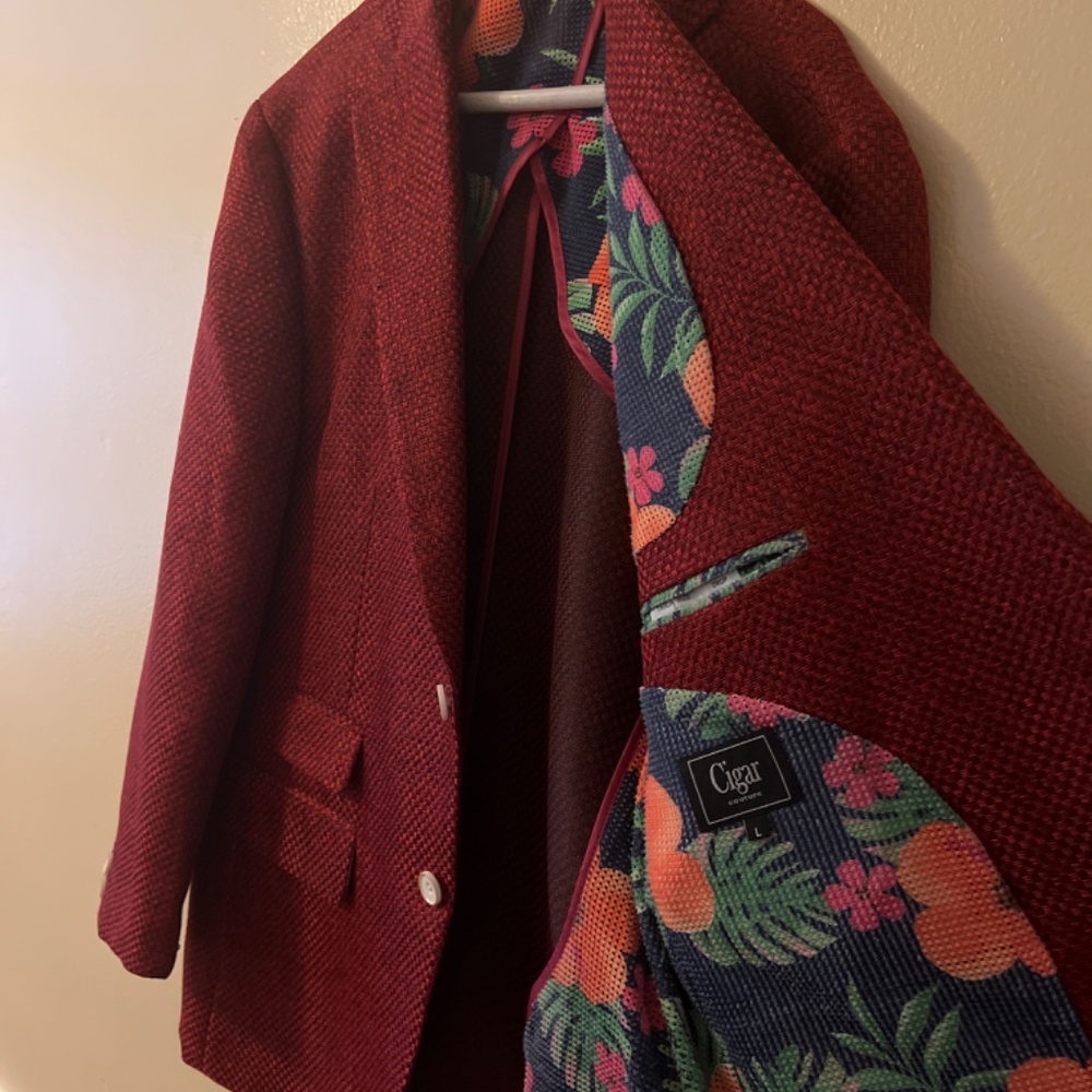 Men’s Red Blazer - Picture 2 of 3